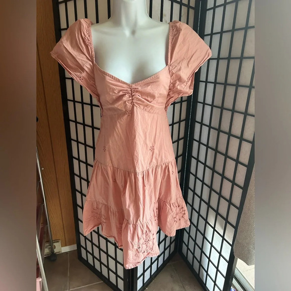 Zara Embroidered Flutter Sleeve Dress size XS in excellent condition - Picture 5 of 9